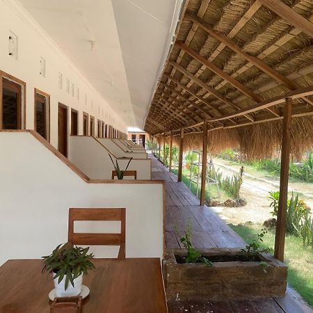 The Village Rua Beach Homestay エクステリア 写真