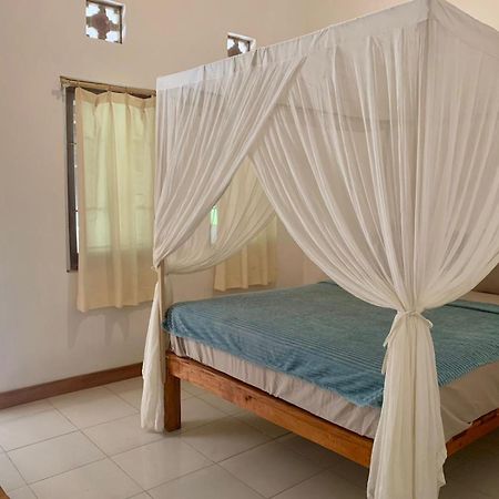 The Village Rua Beach Homestay エクステリア 写真